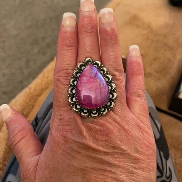 Pink moonstone with moon setting ring - Picture 2 of 2